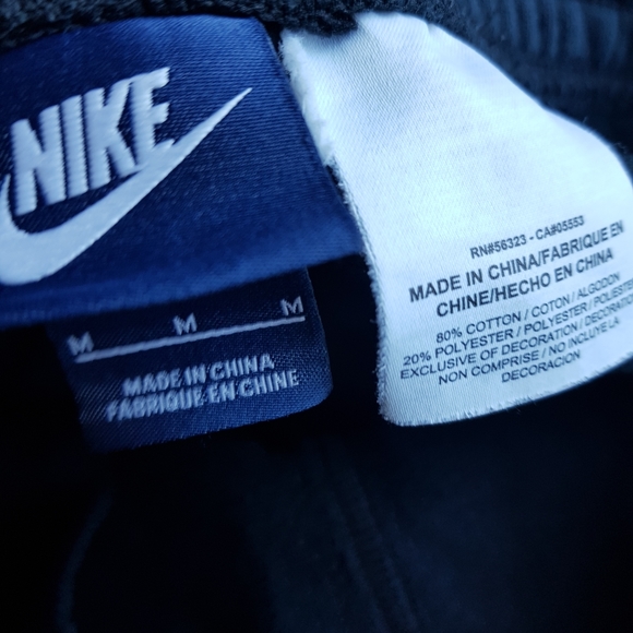 Nike Big Swoosh Sweat Shorts black size Medium - Picture 6 of 7